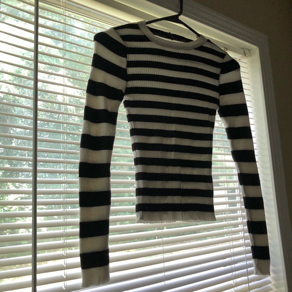 Long sleeve striped shirt